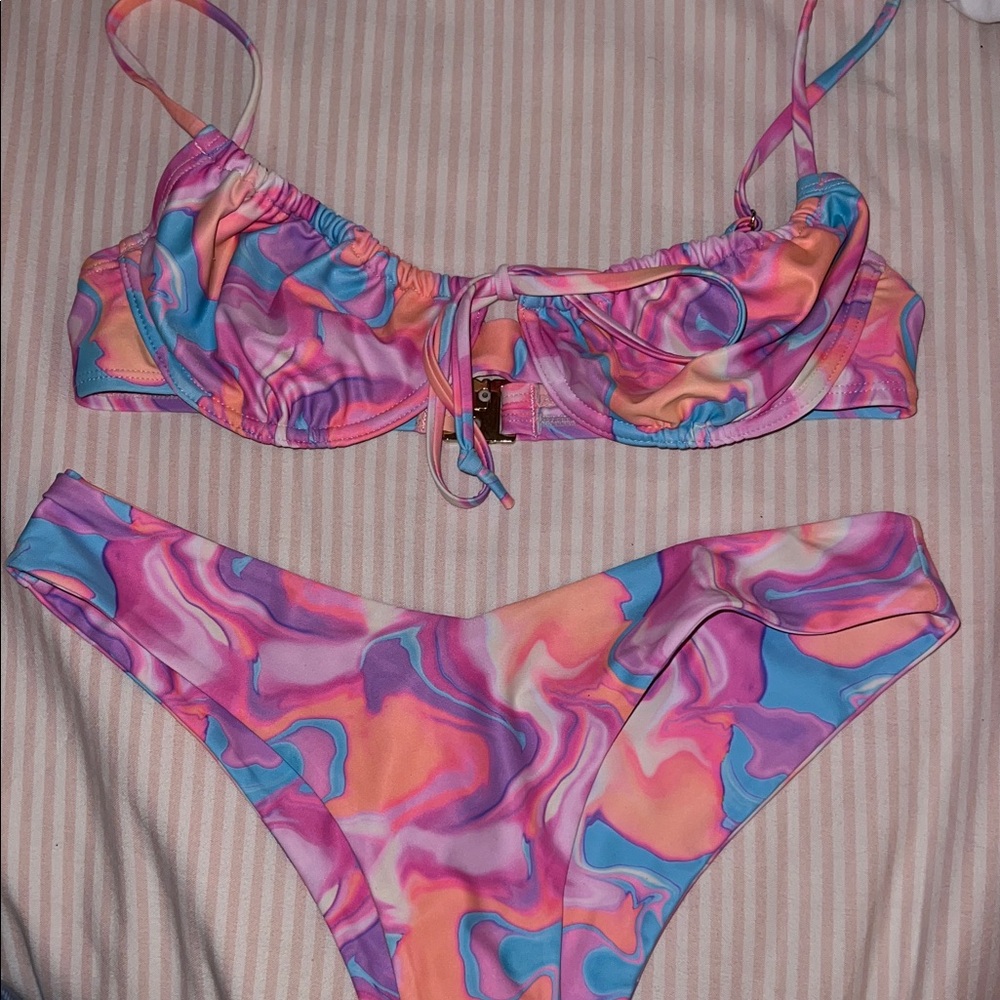 Kulani Kinis Set